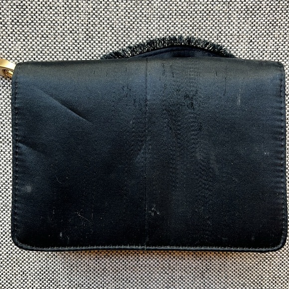 ♟️ Y2K Vintage Circa 2004 Wristlet with Gold Chain handle ✨ - Picture 11 of 15